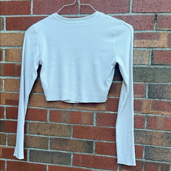 Garage Women’s Ribbed Long Sleeve Cropped Top Beige Seam Detail Size XS/S - Picture 4 of 6